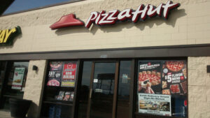 Pizza Hut - Cedar Rapids
