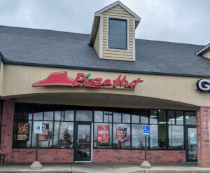 Pizza Hut - Pewaukee