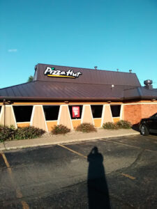Pizza Hut - Mandan