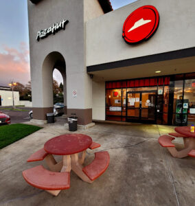 Pizza Hut - Oceanside