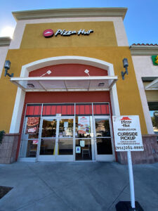 Pizza Hut - Riverside