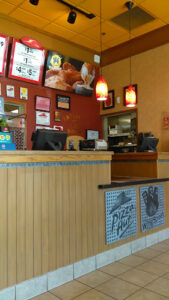 Pizza Hut - Corona
