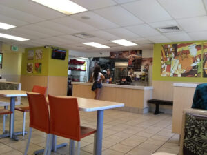 Pizza Hut - Lahaina