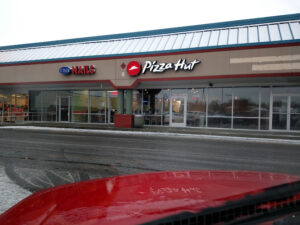 Pizza Hut - Oak Harbor