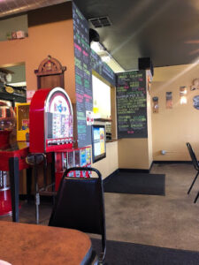 Pizza & Pints Pizzeria - Manteca