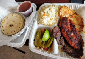 Pupuseria Libertad (Food Truck) - Gaithersburg