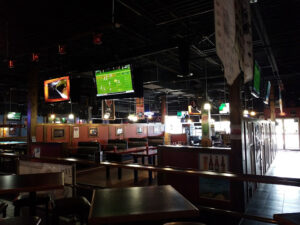 Q Bar & Grill - Darien