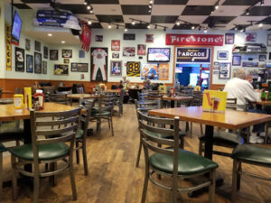Quaker Steak & Lube - Sevierville