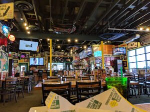Quaker Steak & Lube - Medina
