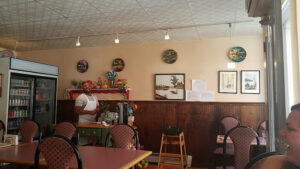 Que Huong Restaurant - Biddeford