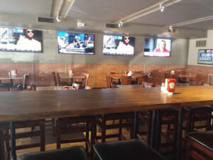 Quincy's South Bar & Grille - Rockville