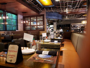RACKS Fish House & Oyster Bar - Delray Beach