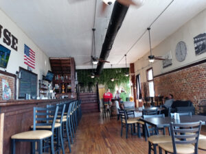 RailHouse Tavern - Cordele