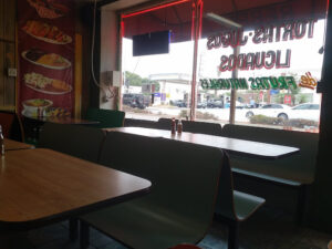 Rebecca's Juice Bar Y Cenaduria - Oxnard