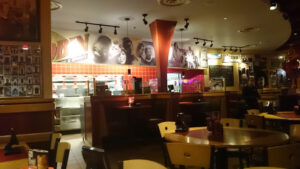 Red Robin Gourmet Burgers and Brews - Olathe