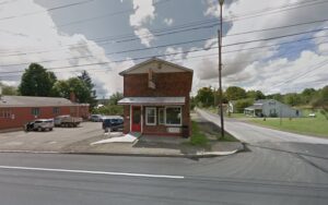 Red Rooster General Store - Centerville