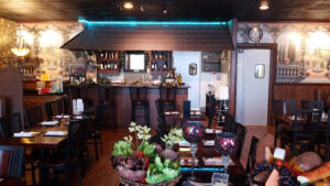 Red Tomato and Wine Restaurant - Anderson