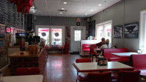 Red's - East Aurora