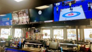 Reeniko's Sports Bar and Grill - Beaver Falls