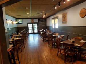 Ricardo's Grill & Pub - Versailles