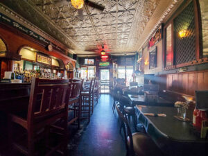 Riley's Pour House - Carnegie