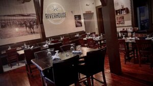 Riverhouse Restaurant - Atchison