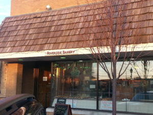 Riverside Bake Shop - McHenry