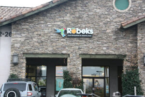 Robeks Fresh Juices & Smoothies - Valencia
