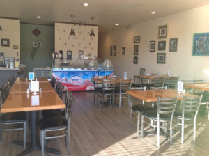 Roberto's Bistro & Ice Cream Shoppe - Fleming Island