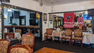 Rock the House Cafe - Mobile
