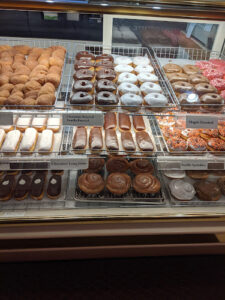 Roll N Donut Cafe - Belvidere