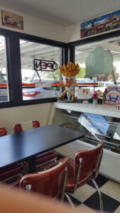 Ronnie D's Drive In - Colville