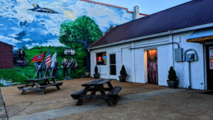 Ron's Tavern - Smyrna