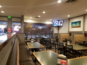 Round Table Pizza - Huntington Beach