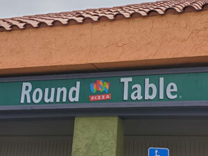 Round Table Pizza - Lancaster