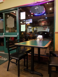 Round Table Pizza - Lahaina