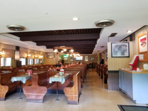 Russell's Barbecue - Elmwood Park