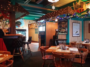 Salty's Seafood & Spirits - Fond du Lac