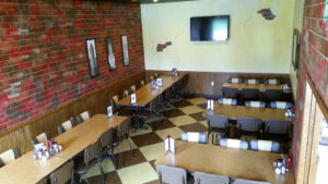 Sam & Louie's Italian Restaurant & New York Pizzeria - Iola