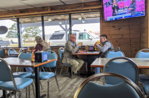 Sam's Southern Eatery - Beebe