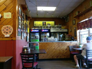 Santo's Pizza - Johnstown