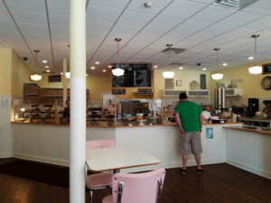 Scratch Cupcakery - Cedar Falls