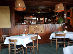 Sea Chest Oyster Bar - Cambria