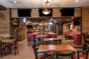 Seven Seas Bar & Grill - Mandan