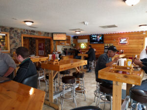 Shueys Restaurant & Lounge - Cedar Rapids