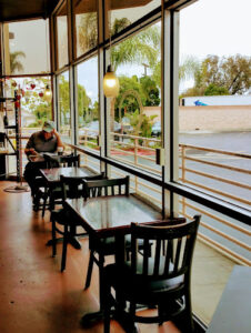 Simones Coffee and Tea - Ventura