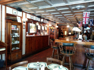 Six Pence Pub - Savannah
