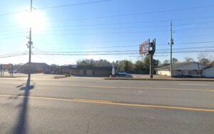 Smoke's Restaurant Bar & Grill - Warner Robins