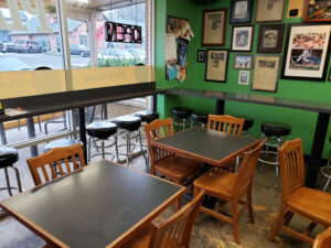 Sparky's Pizza: Sandy - Sandy