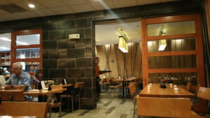 Spices Asian Restaurant And Sushi Bar - Washington